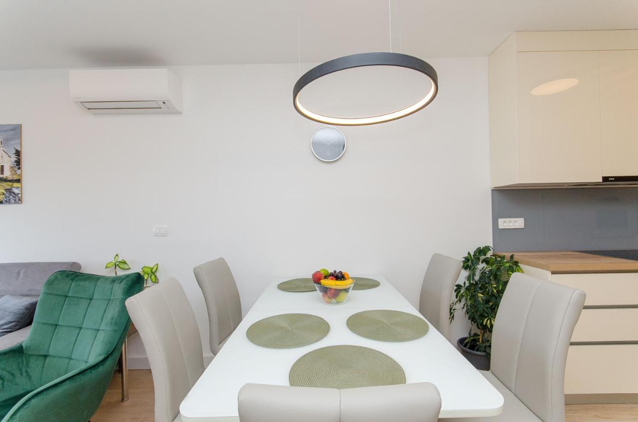 Modern Living Apartment Airy Split Eksteriør bilde