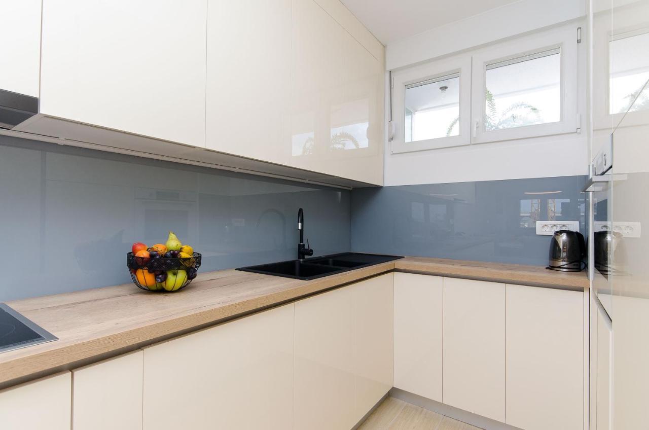 Modern Living Apartment Airy Split Eksteriør bilde